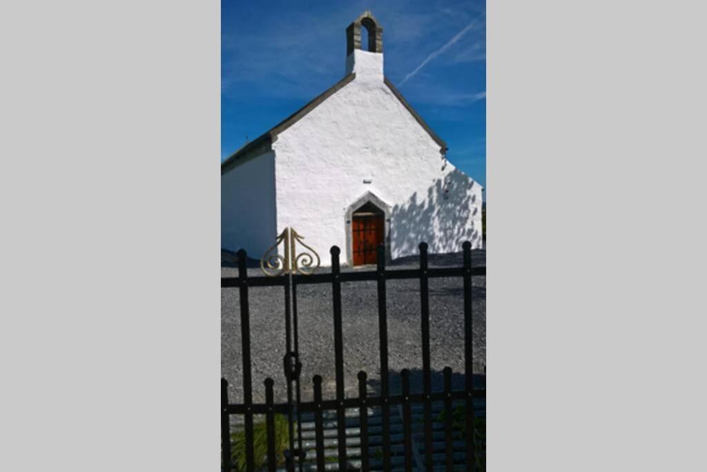 Tubber The Burren Art Gallery Built In 1798ヴィラ エクステリア 写真