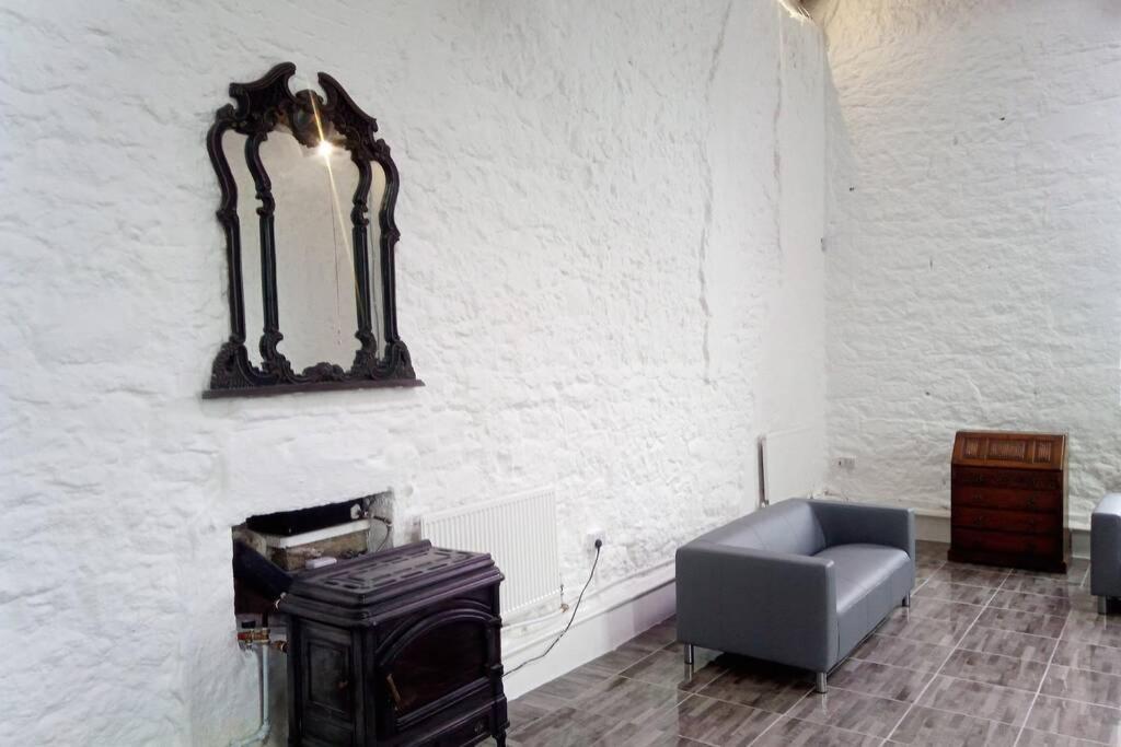 Tubber The Burren Art Gallery Built In 1798ヴィラ エクステリア 写真