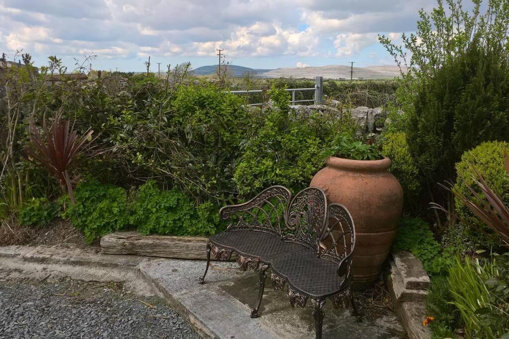 Tubber The Burren Art Gallery Built In 1798ヴィラ エクステリア 写真